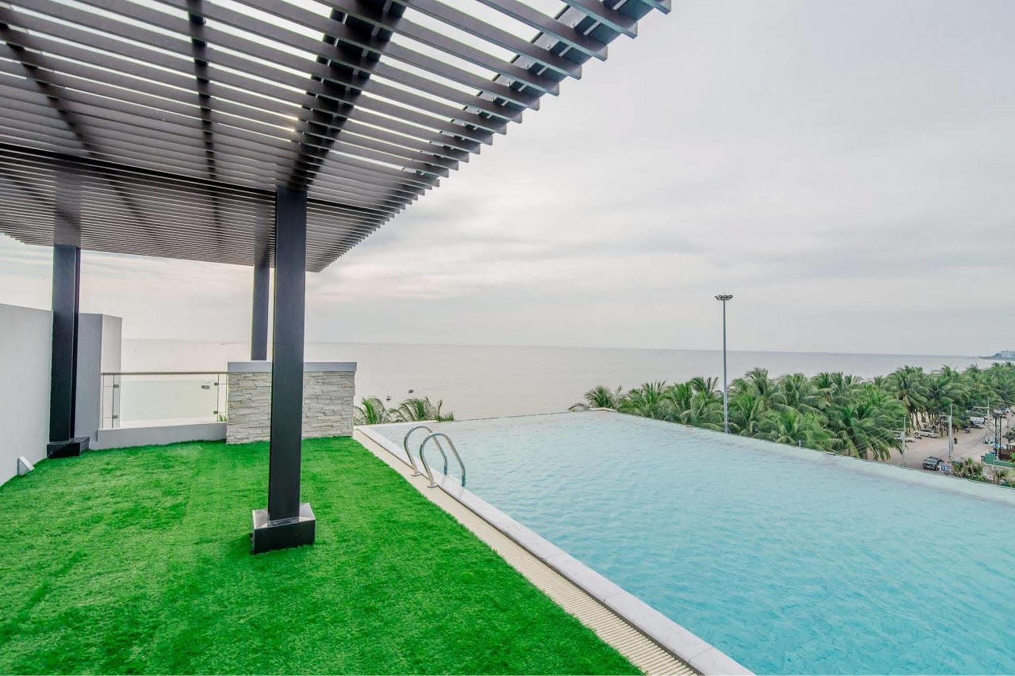 Hotel Panitar Haus à Chonburi Extérieur photo